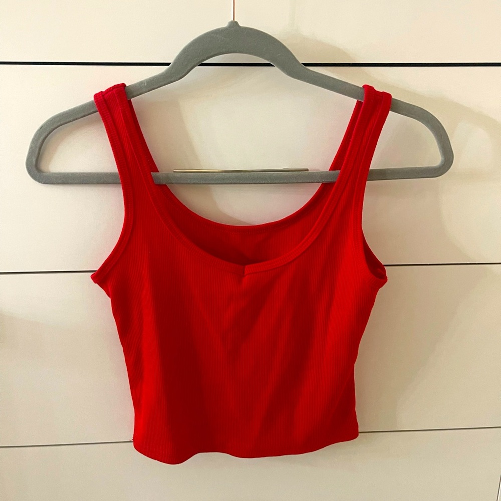red cropped amazon tank